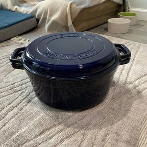 Staub 3 in 1 Grill pan and Dutch oven 7Qt pot